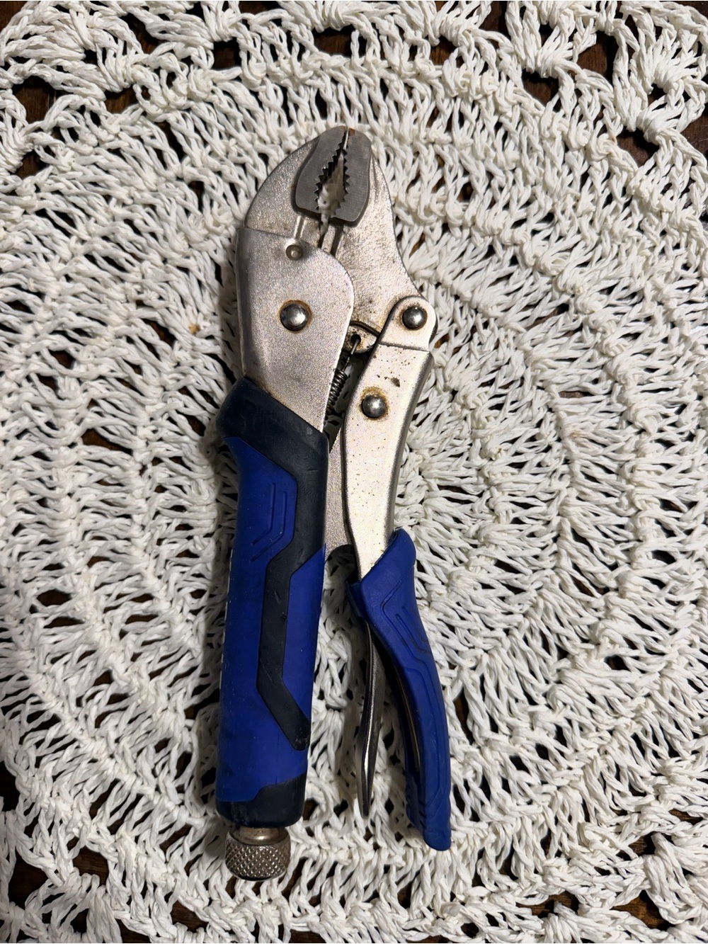 KOBALT CR-V 9" VISE GRIP LOCK PLIERS - BLUE CUSHIONED GRIP